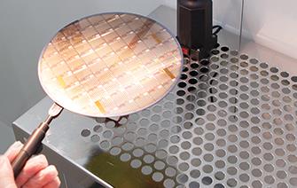 STMicroelectronics et le CEA développent la technologie "GaN-sur silicium" pour des applications de conversion de puissance